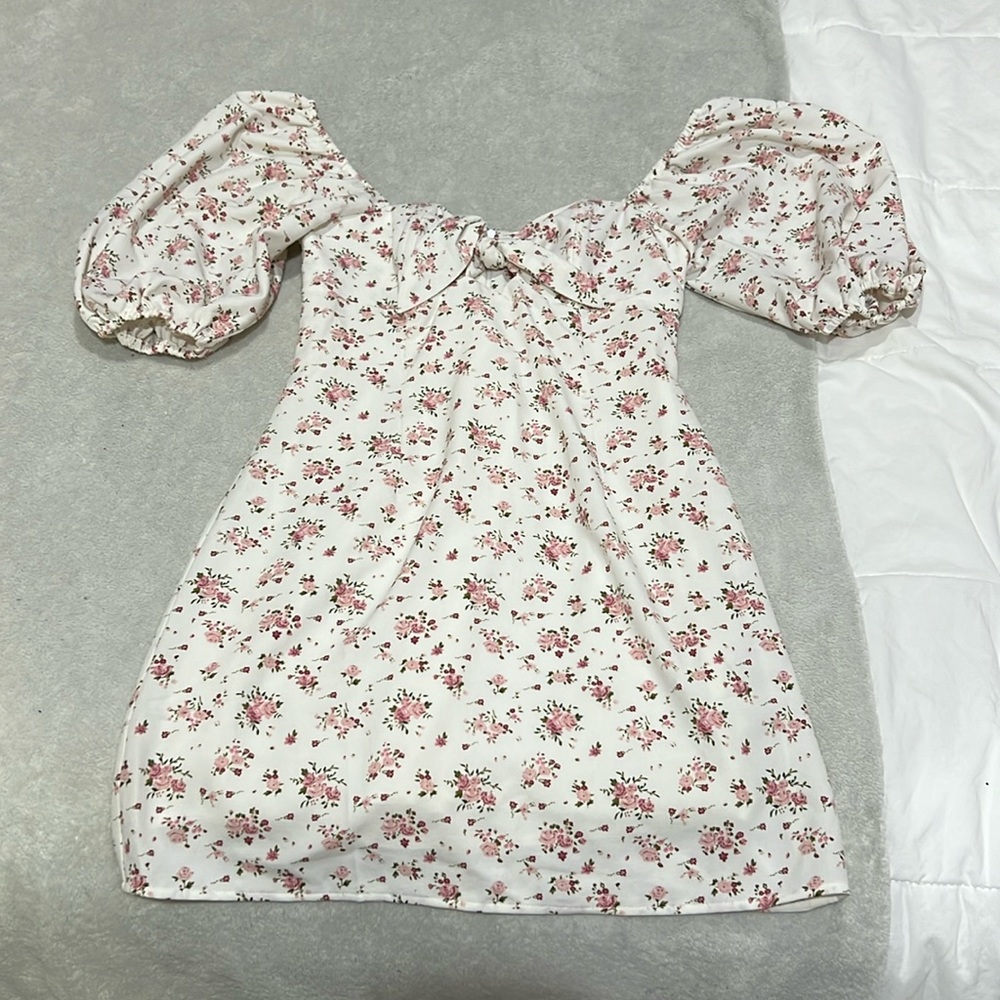 LULUS white and pink floral dress with puff sleeves